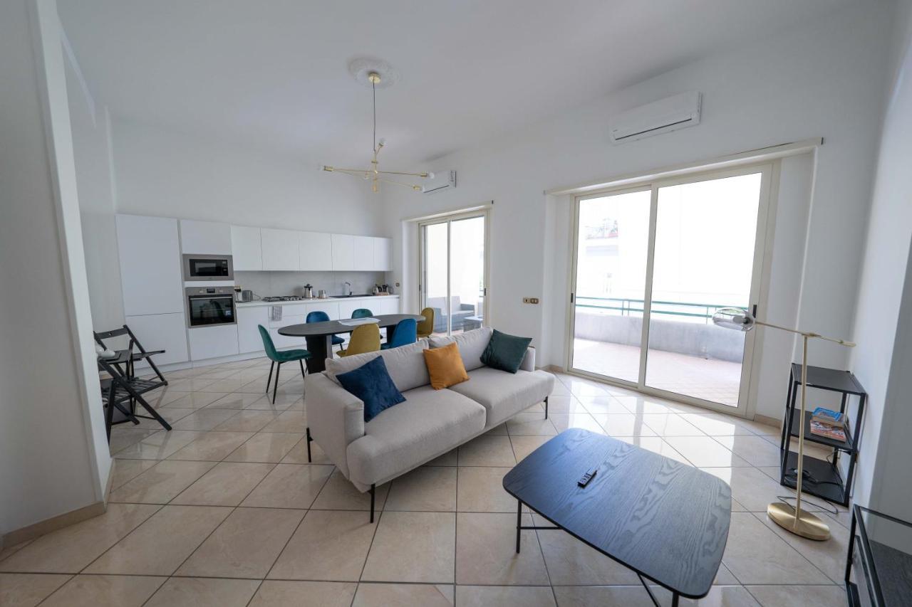 Chiaia Apartment San Pasquale By Dimorra Naples Exterior photo