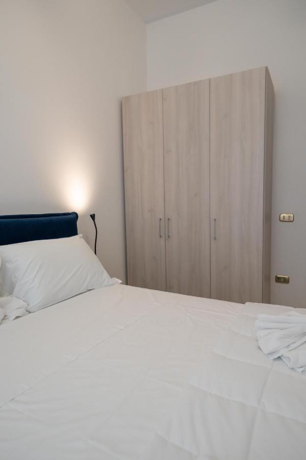Chiaia Apartment San Pasquale By Dimorra Naples Exterior photo